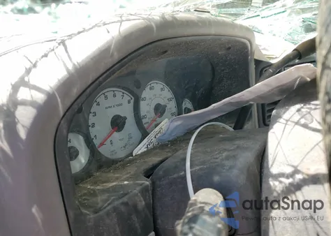 2002 Ford Escape Xls from USA, damaged, VIN 1FMYU01162KB00170